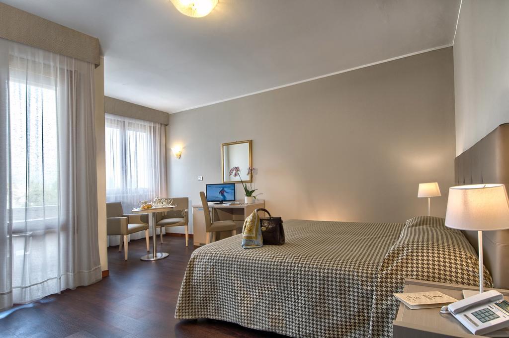 Hotel Terme Principe Абано Терме Екстериор снимка